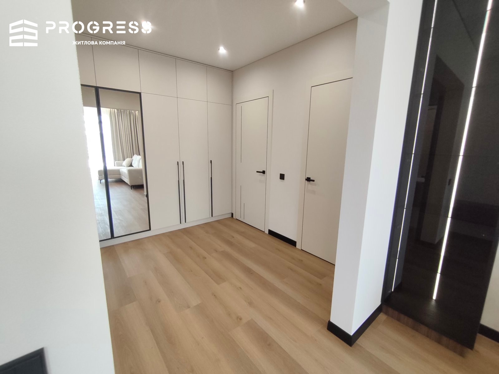 Продаж 2 кімнатної квартири в ЖК Липки2. Озеро. 3