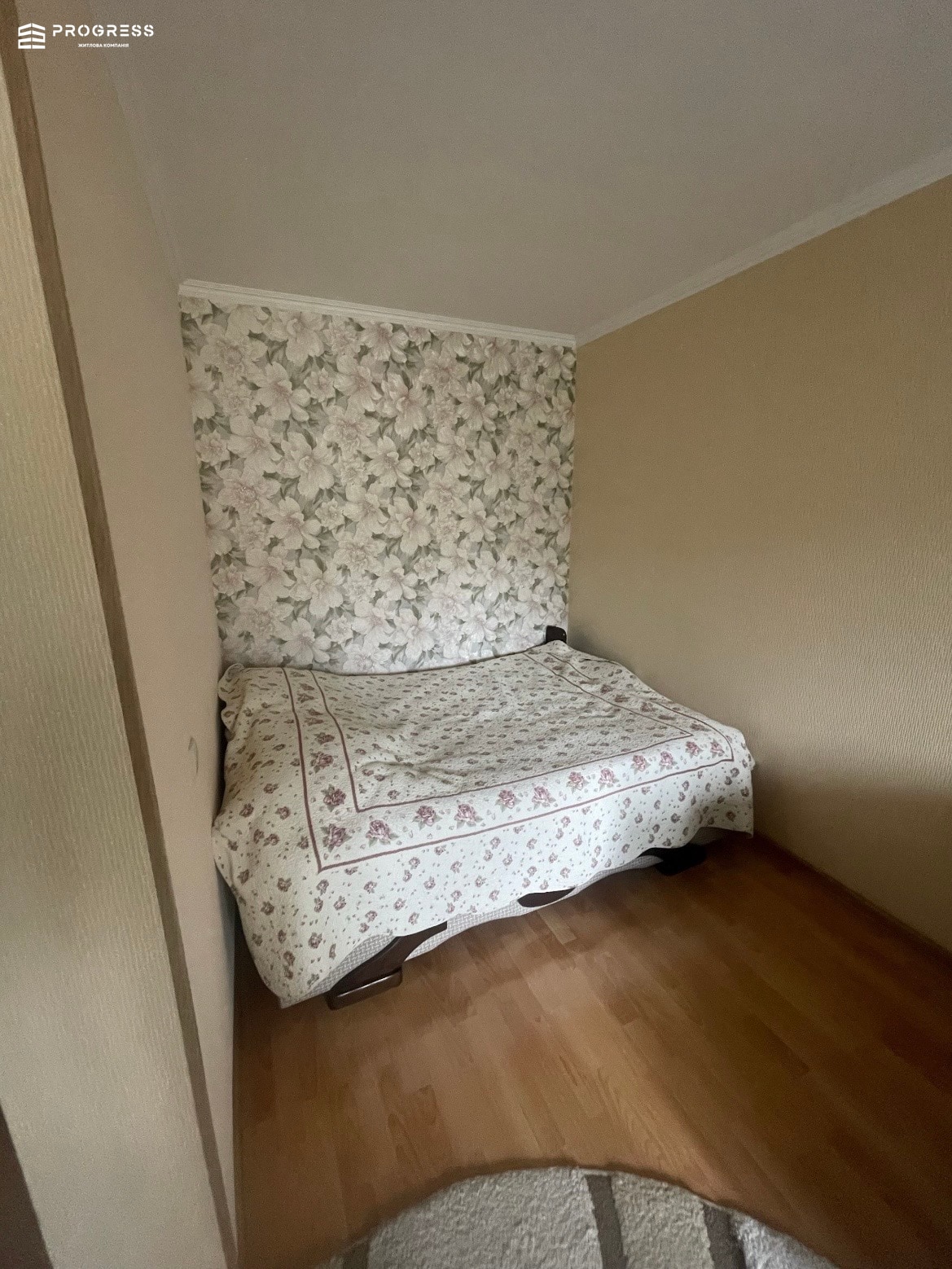Вул Довженка 1 кімнатна квартира 3