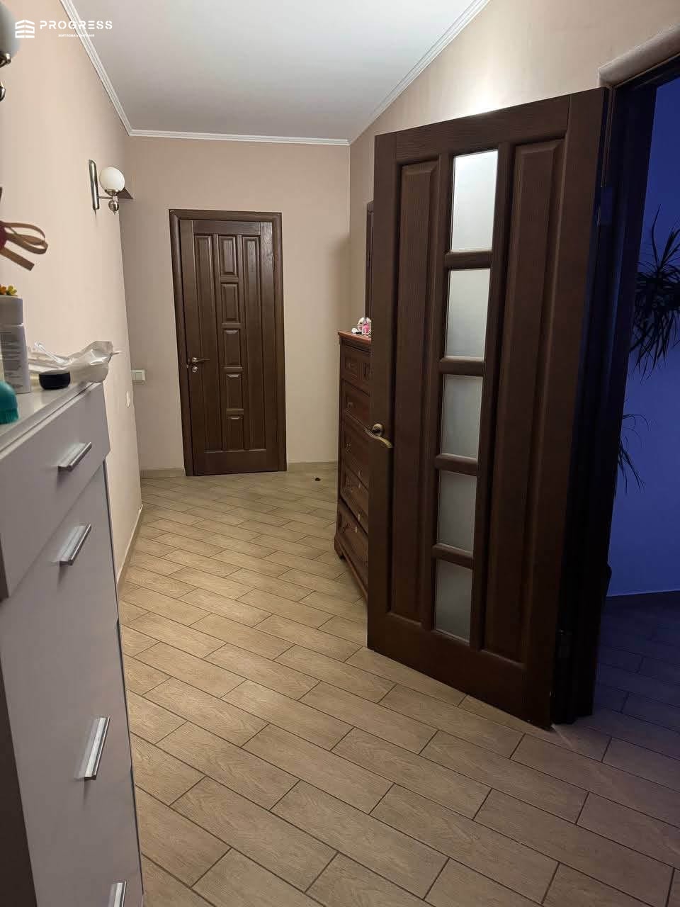 Продаж 2кім. квартири вул. Галицька! 4
