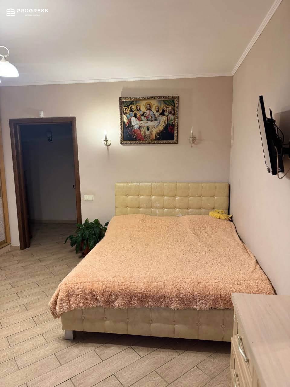 Продаж 2кім. квартири вул. Галицька! 3